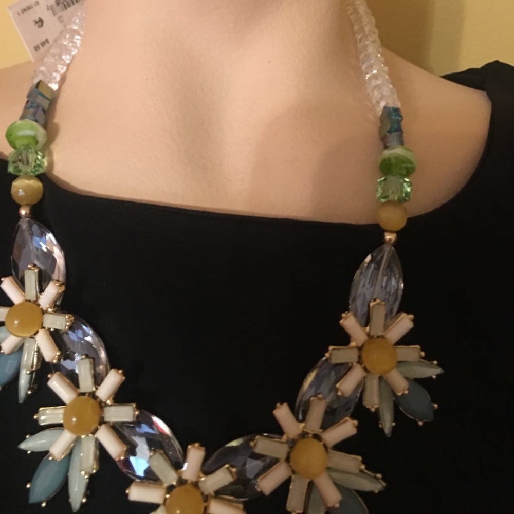 Statement necklace
